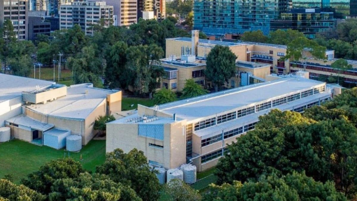 Mac.Robertson Girls' High School building